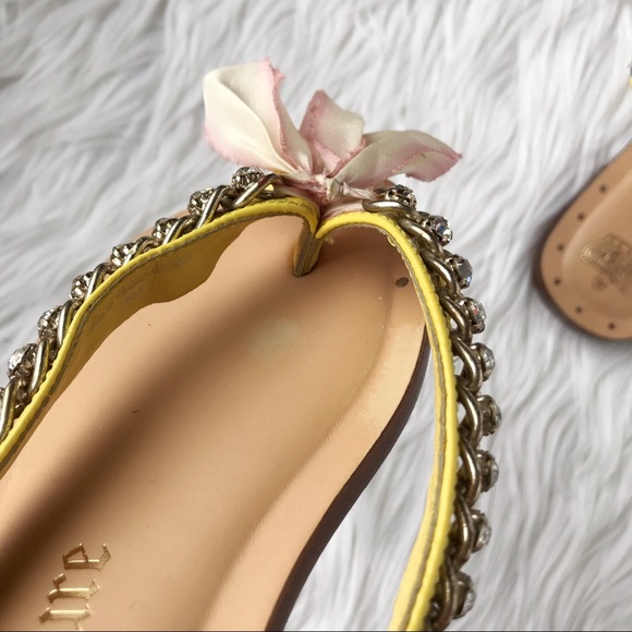SOLD | Juicy Couture tan/yellow leather sandals - Picture 6 of 16